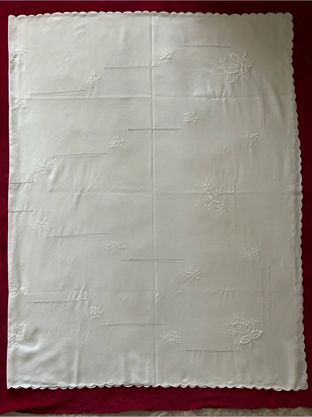 Vintage Tablecloth 54